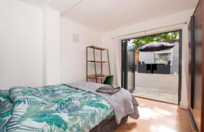 2 bedroom quiet garden flat - 2mins walk to East Dulwich station Zone 2, London